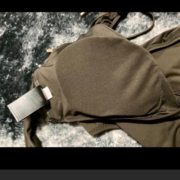 🔻SALE🔻VINCE CAMUTO🔹NEW CONDITION - Picture 8 of 10